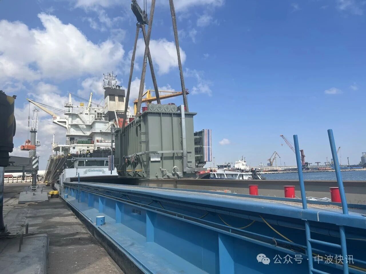 5aca1d313efe428181b6d3dd935be29e